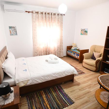 Guest House Luli Berat Exterior foto