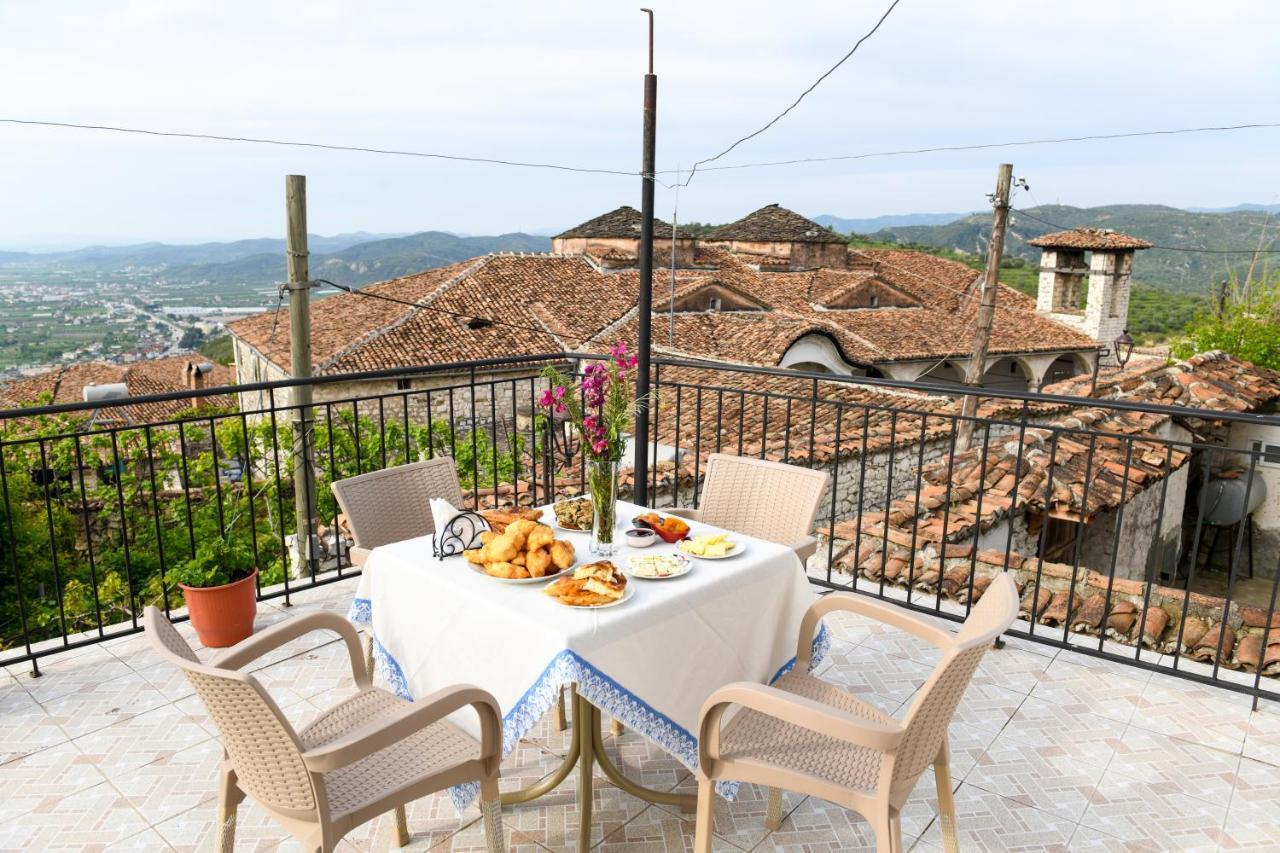 Guest House Luli Berat Exterior foto