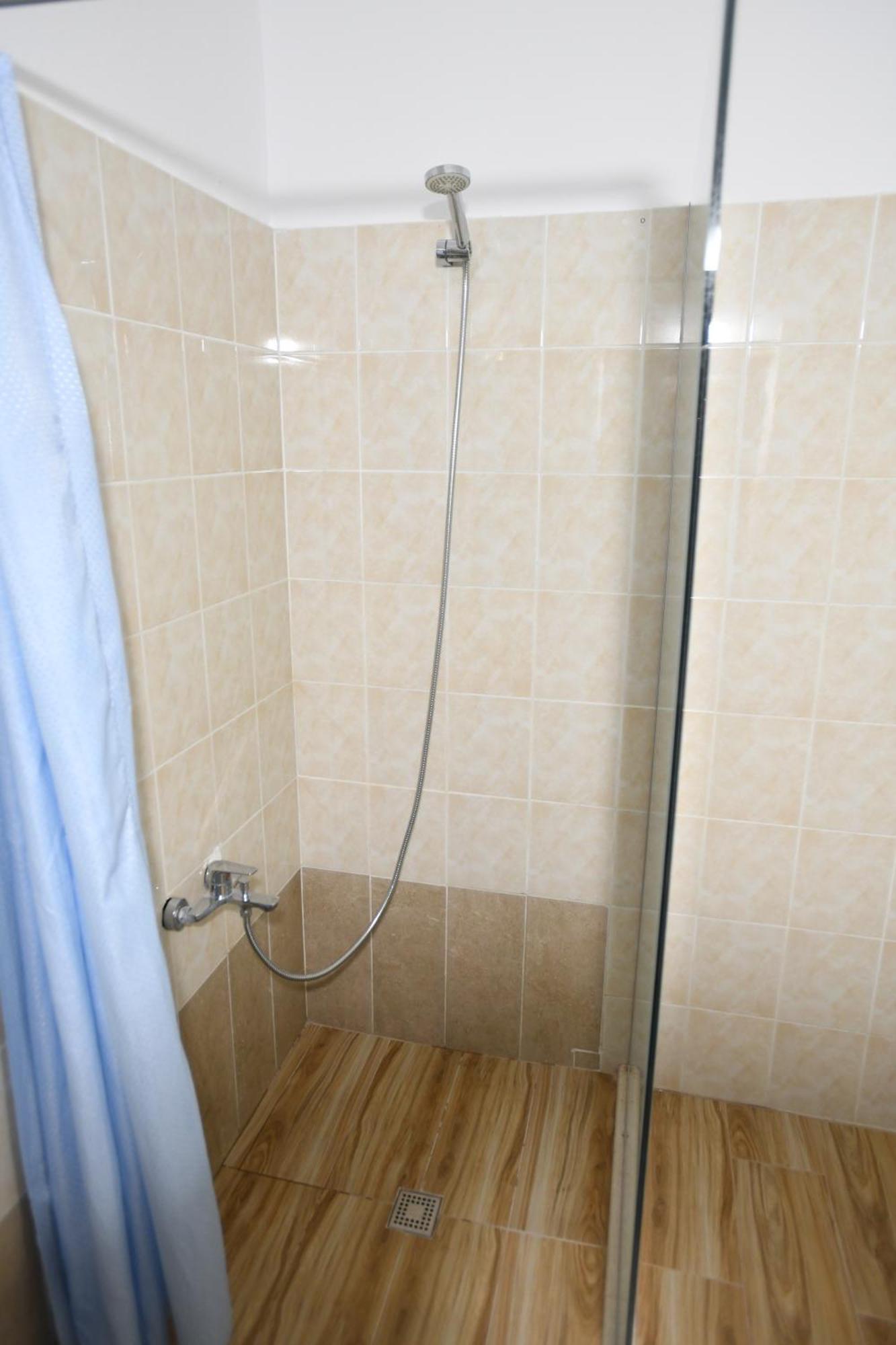 Guest House Luli Berat Exterior foto